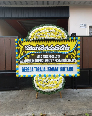 Papan Bunga Duka di Panyileukan