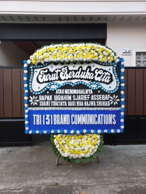 Papan Bunga Duka di Panyileukan